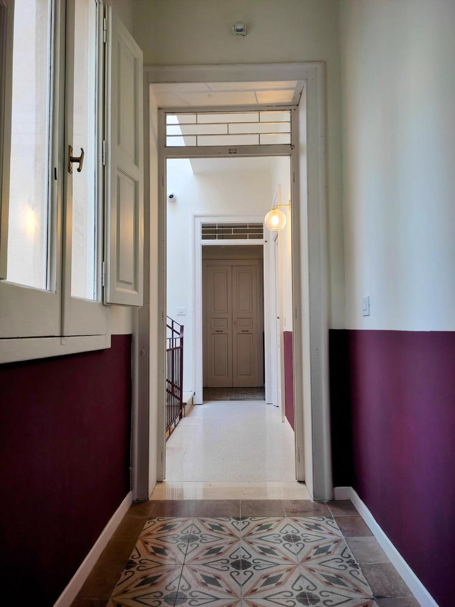 Lostabile Guesthouse & Coworking Барі Екстер'єр фото