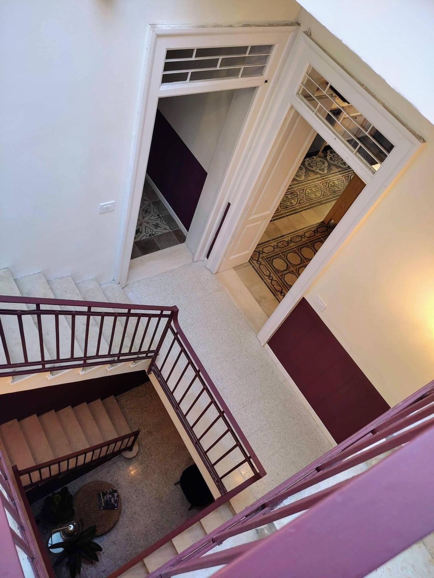 Lostabile Guesthouse & Coworking Барі Екстер'єр фото