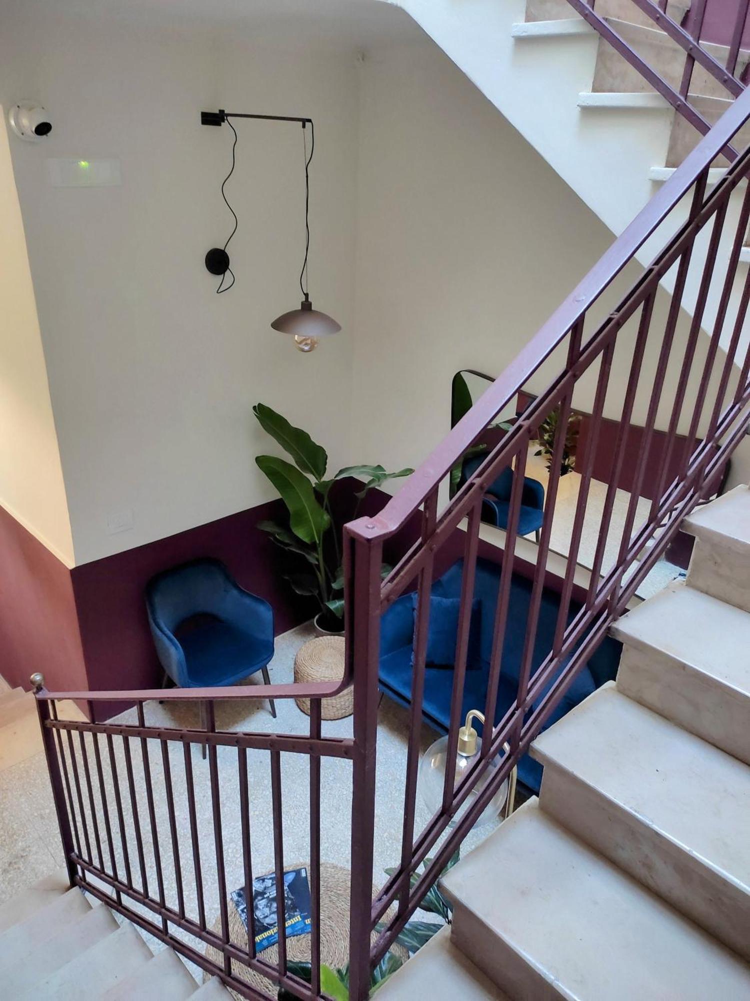 Lostabile Guesthouse & Coworking Барі Екстер'єр фото