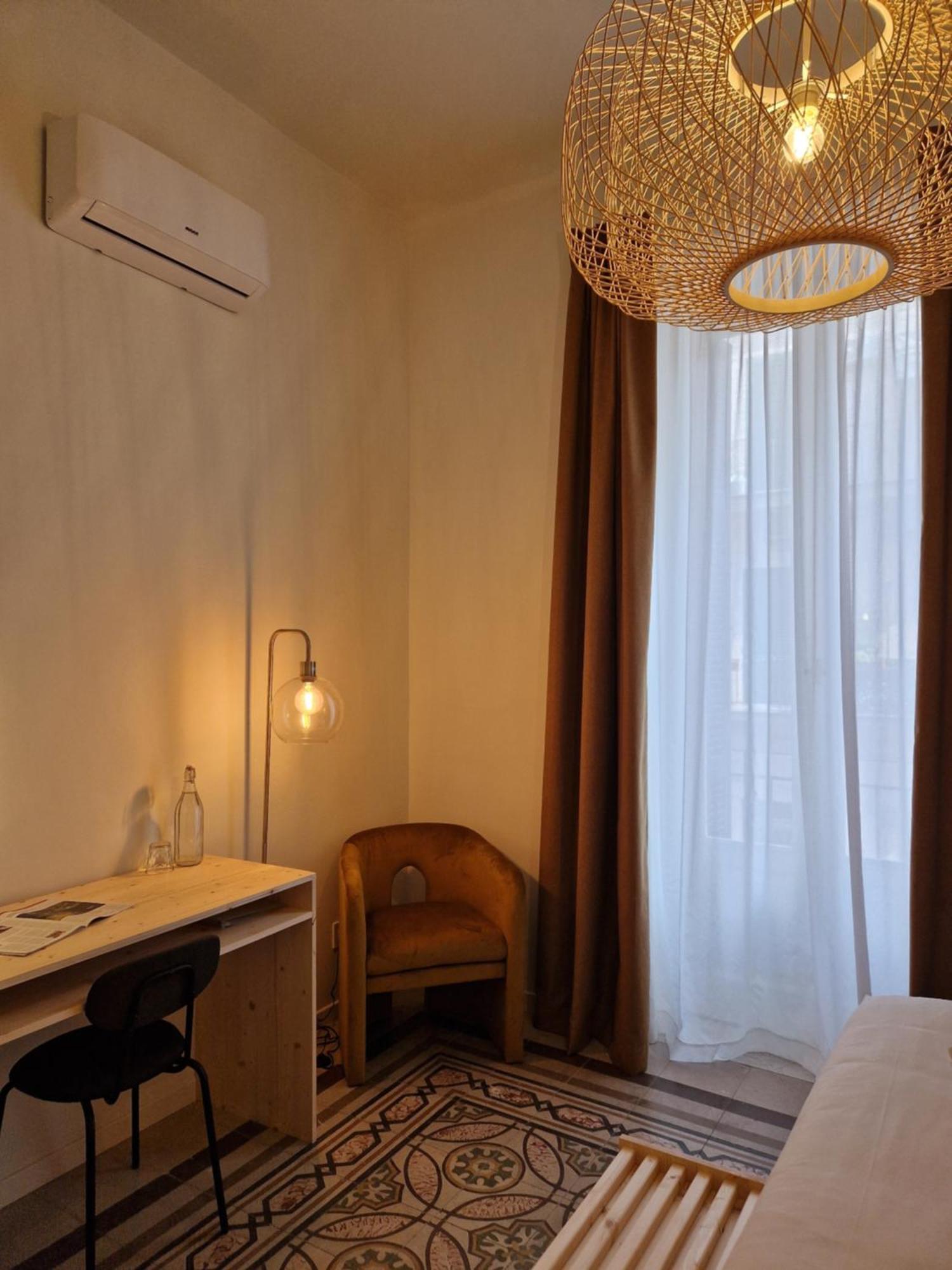 Lostabile Guesthouse & Coworking Барі Екстер'єр фото