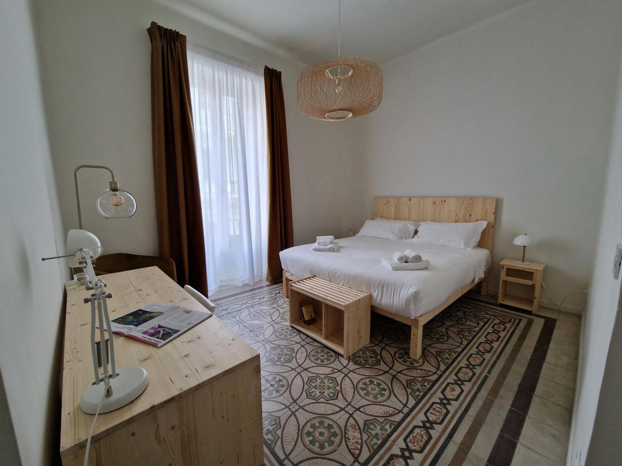 Lostabile Guesthouse & Coworking Барі Екстер'єр фото