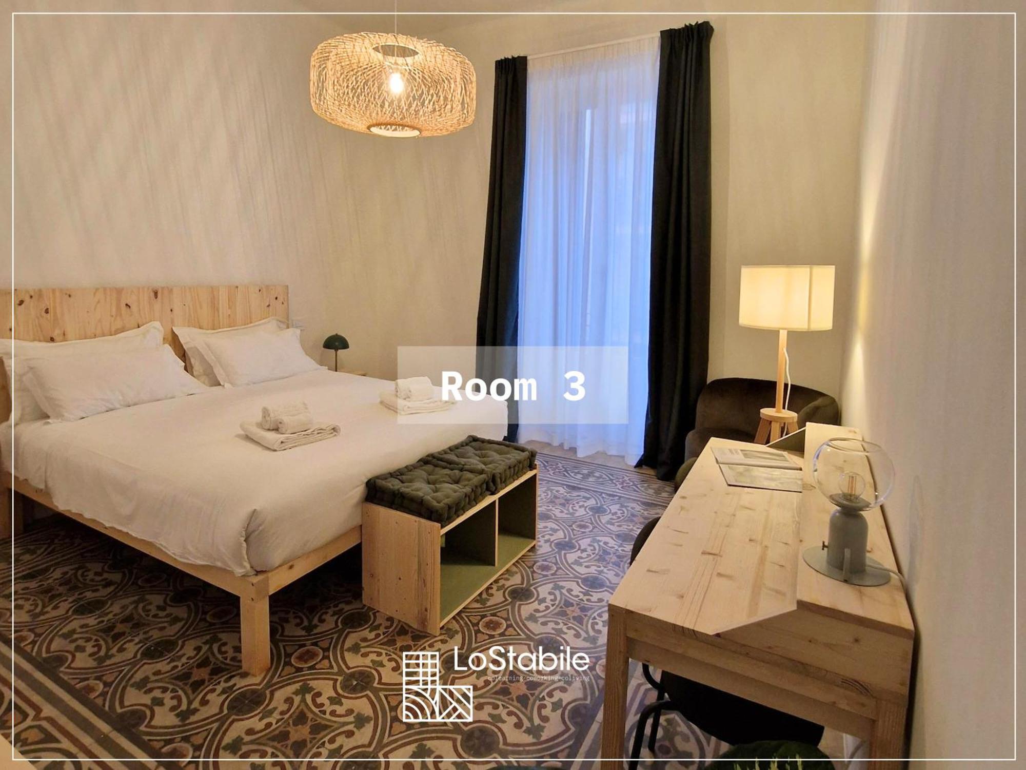 Lostabile Guesthouse & Coworking Барі Екстер'єр фото